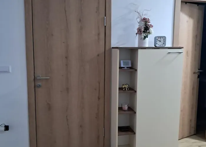 アパート Zvezdica